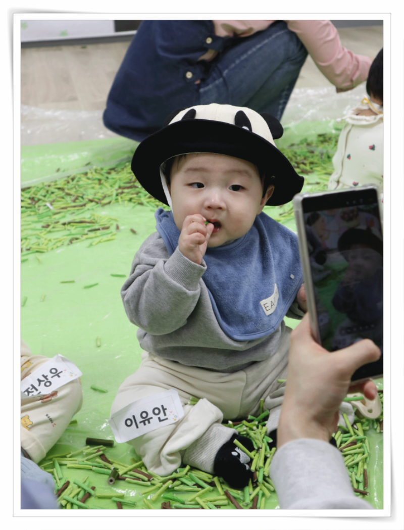 액자_IMG_8128.gif