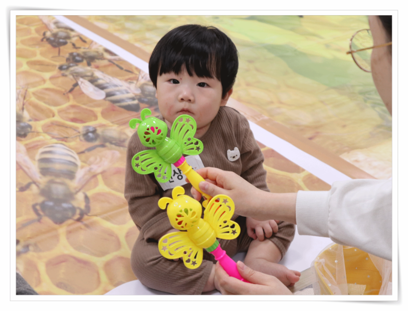 액자_IMG_8250.gif