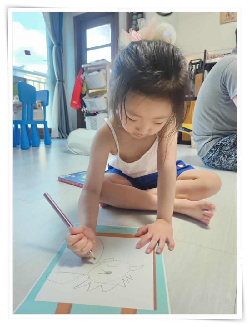 액자_20250702_191928 - 김윤선.jpg