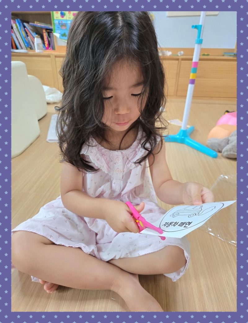 20250909_082720 - Ji Min Lee.jpg