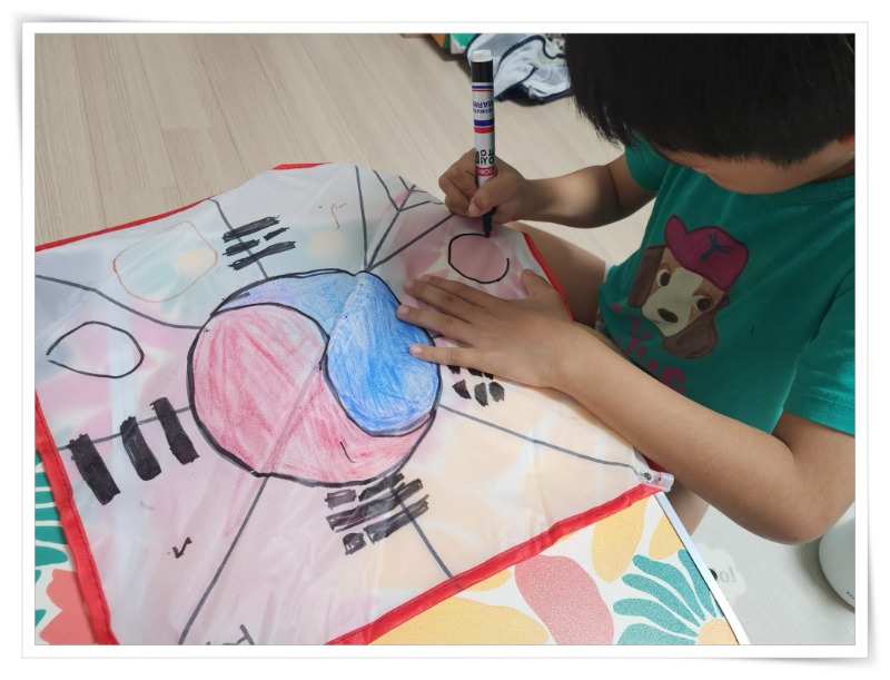 액자_20251013_191100 - 안연의.jpg